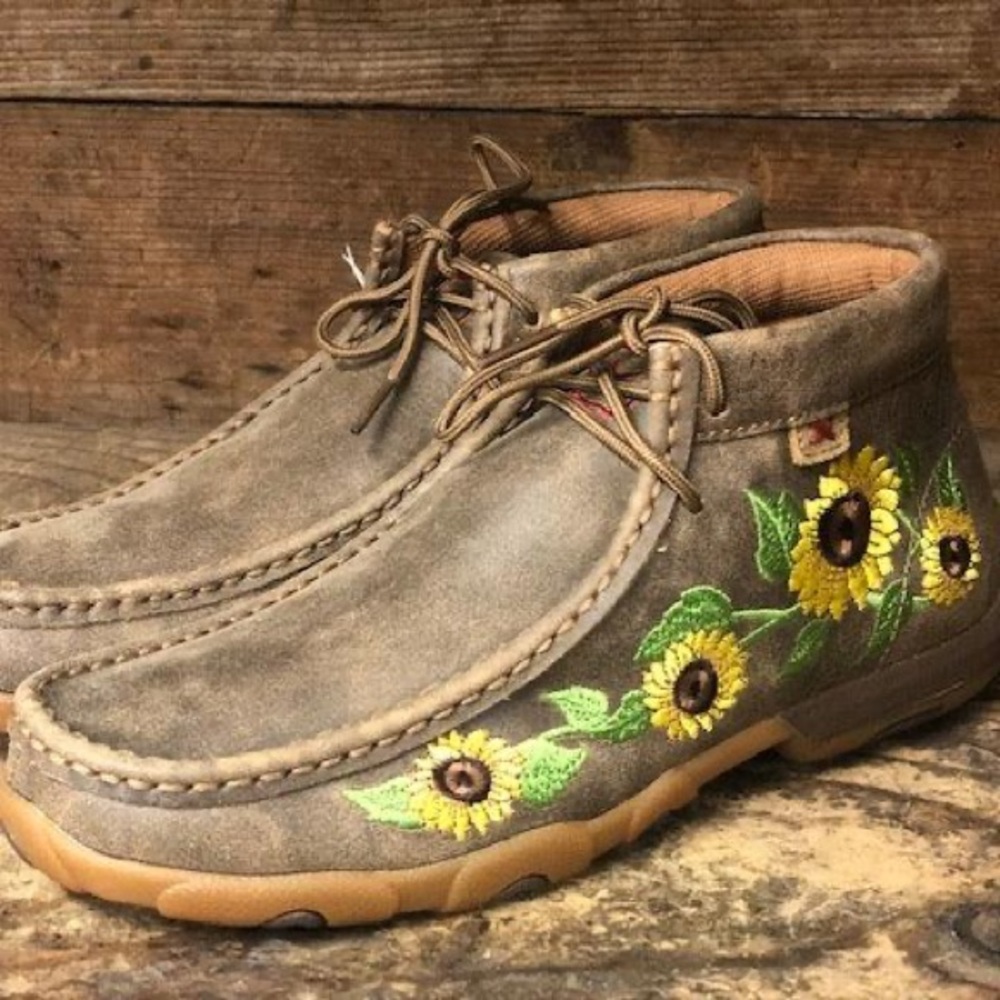 TWISTED X WOMEN'S SUNFLOWER CHUKKA DRIVING SHOES - MOC TOE